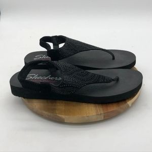 Skechers Yoga Foam sandals black with rhinestones thong comfort size 7.5